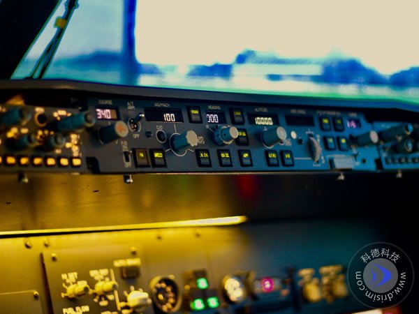 <b>737模拟器价格-波音737飞行模拟器多少钱</b>